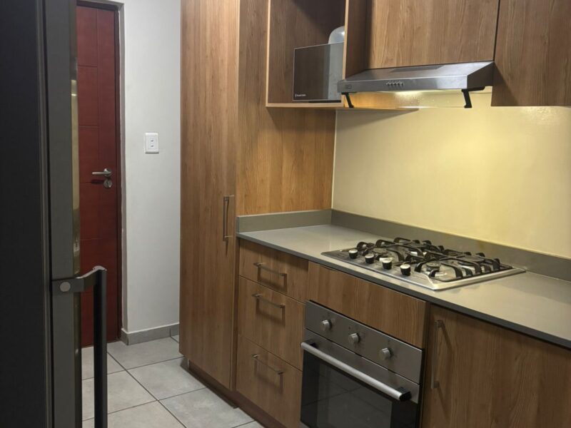 Single room in a 3 bedroom apartment 308 On Kern