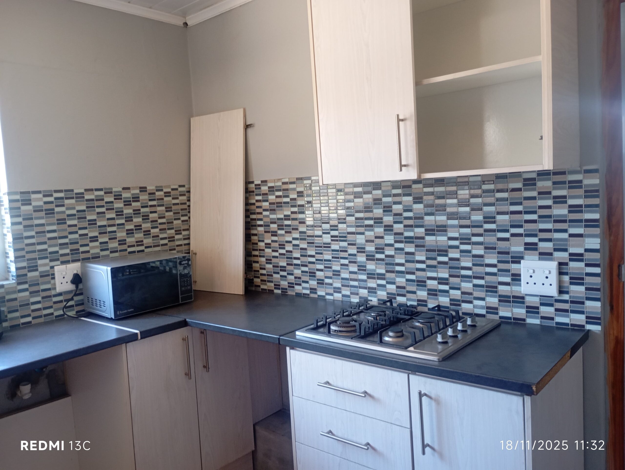 Separate Entrance - Old Belhar