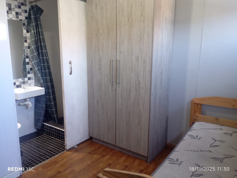 Separate Entrance - Old Belhar