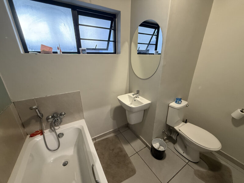 Single Room In a 3 Bedroom Apartment Belhar Lofts