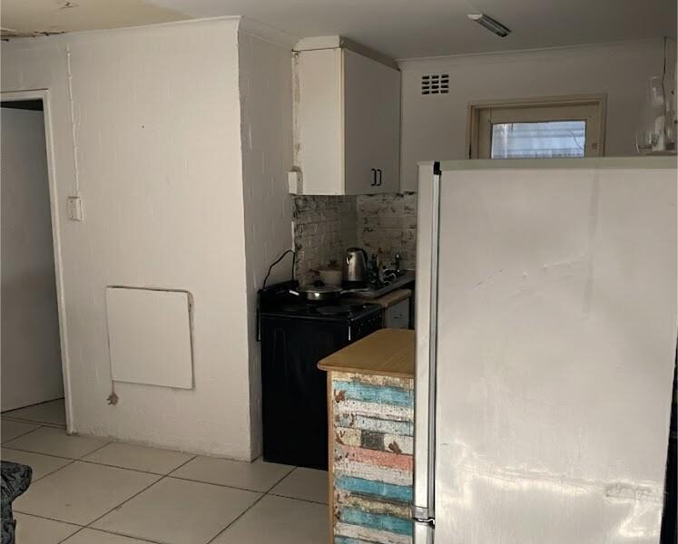 Single Room In a 2 Bedroom House In Belhar