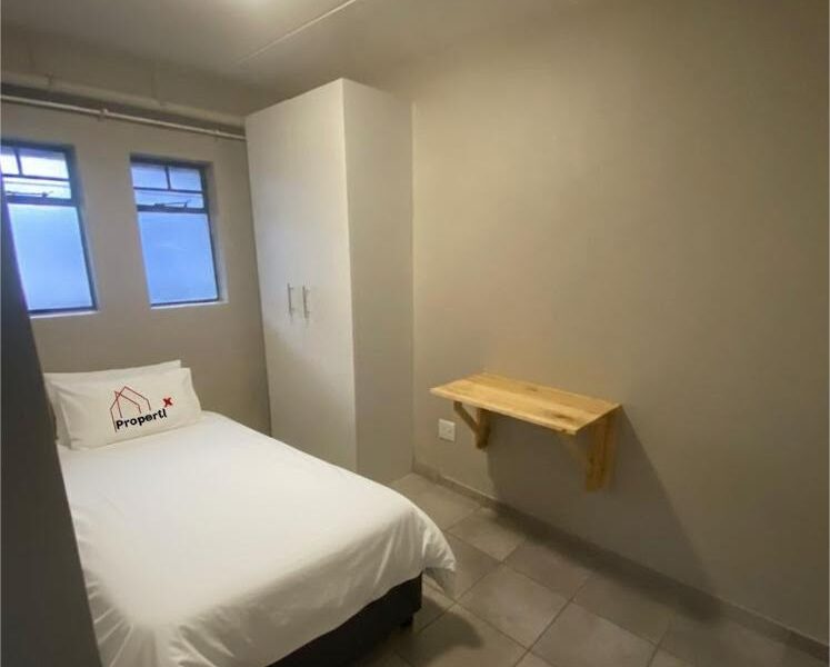 Single Room In a 3 Bedroom Apartment Belhar Views