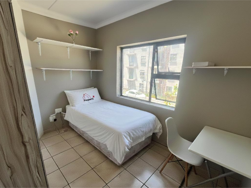 Single Room In a 3 Bedroom Apartment Belhar Vista